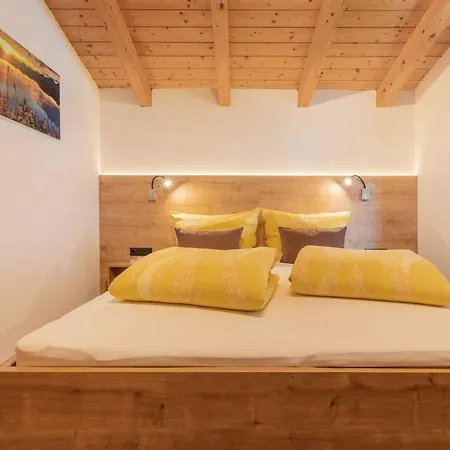 Stern ניוסטיפט אים סטובאיטל